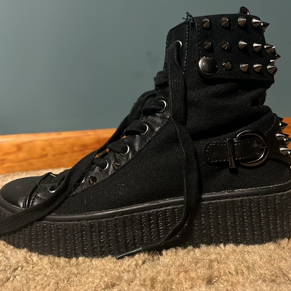 Demonia Death Punch Creeper